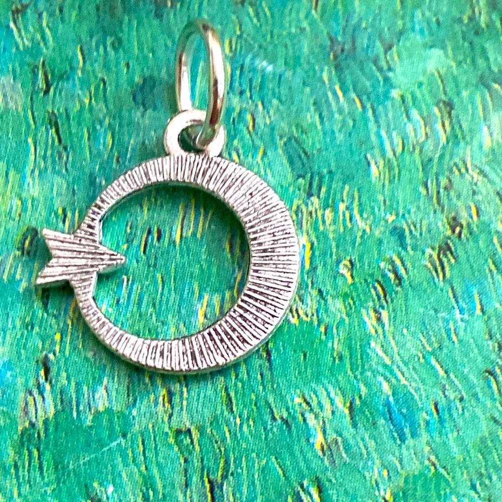 5/$10❤️❤️❤️NEW TIBETAN SILVER STAR & MOON CHARM PENDANT